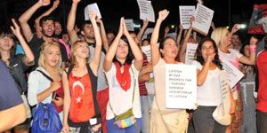 Bodrum da yogalı ve konserli  Gezi  direnişi