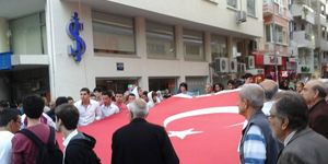 MHP Karşıyaka’dan ‘Andımız’ protestosu