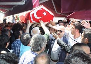 Türkler in kızından suç duyurusu: Nasıl örterler?