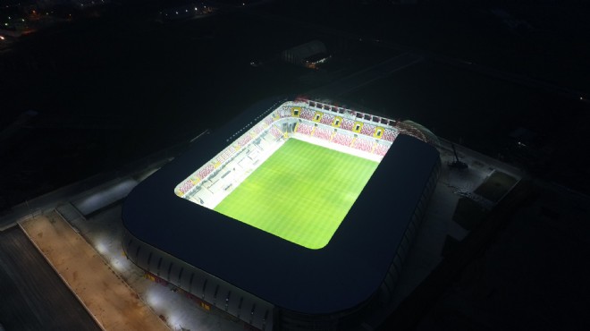 Göz kamaştırıyor... İzmir in yeni futbol mabedi