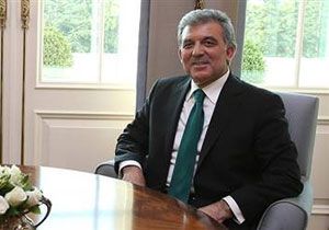 Abdullah Gül yeni parti iddialarına yanıt verdi