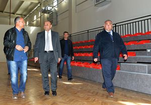Çiğli Atatürk Kapalı Spor Salonu gün sayıyor