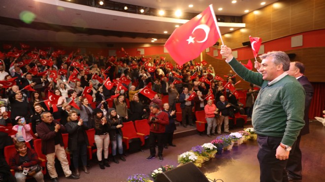 Güzelbahçe de İzmir Marşı na 500 kişilik koro