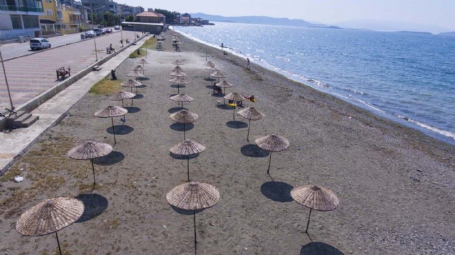 Güzelbahçe sahili İzmirlileri bekliyor