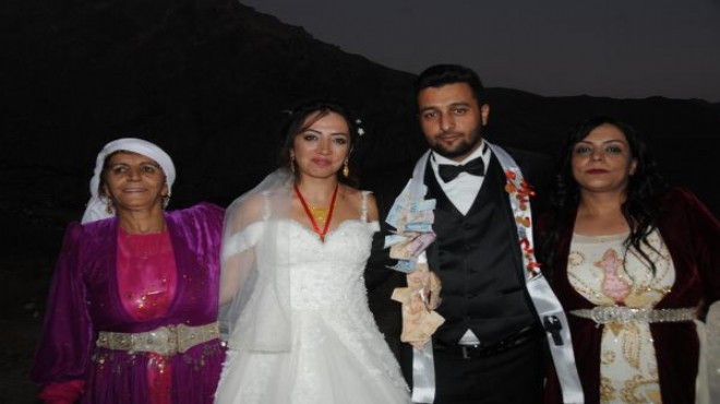 Hakkarili doktor, İzmirli sosyologla evlendi