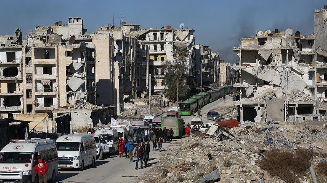 Halep te tahliye konvoyunda 800 kişi rehin alındı