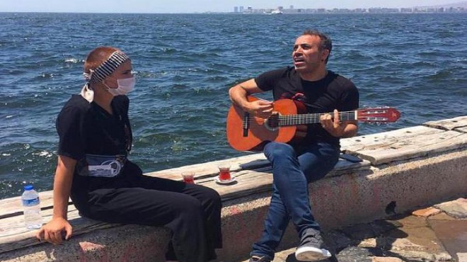 Haluk Levent, tedavi gören genç kız için şarkı söyledi