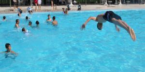 Kritik uyarı: Havuza atlamadan önce dikkat!