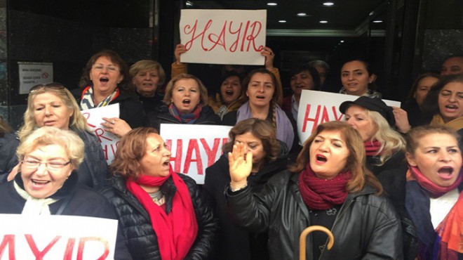 ‘Hayır’ eylemi tam gaz: CHP İzmir yine ayakta!
