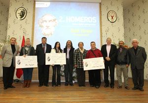 Bornova da Homeros heyecanı: Kazananlar ödülünü aldı