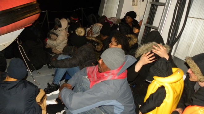 İki ilçede 98 düzensiz göçmen yakalandı