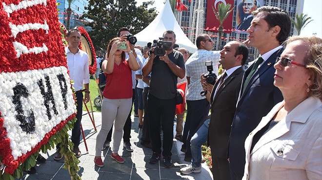İki kutlama bir arada… Başkan Yücel: CHP vatandır, İzmir’dir, Türkiye’dir!
