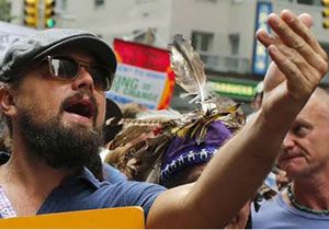 New York ta iklim isyanı: DiCaprio ve Sting de yürüdü