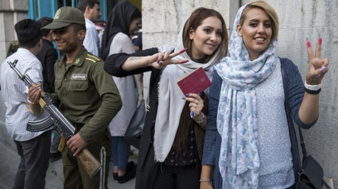 İran seçimlerinde ilk resmi sonuçlar açıklandı