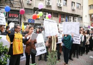 İzmir’de İşkur çalışanlarından balonlu eylem 