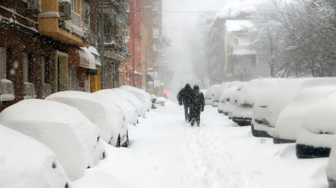 İspanya da kar fırtınası: 3 kişi hayatını kaybetti