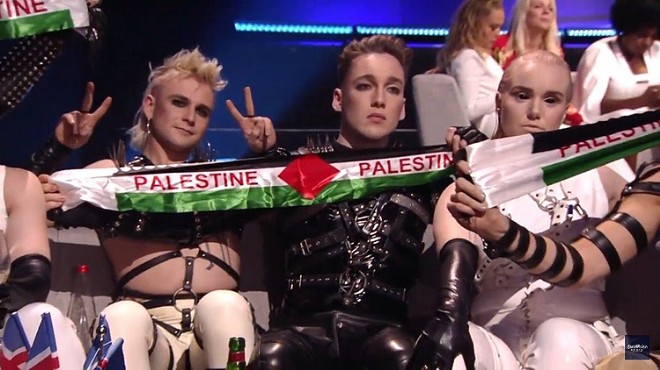 İsrail deki Eurovision da Filistin bayrağı açtılar
