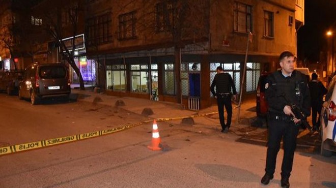 İstanbul da yine kahvehane tarandı: 1 ölü, 1 yaralı