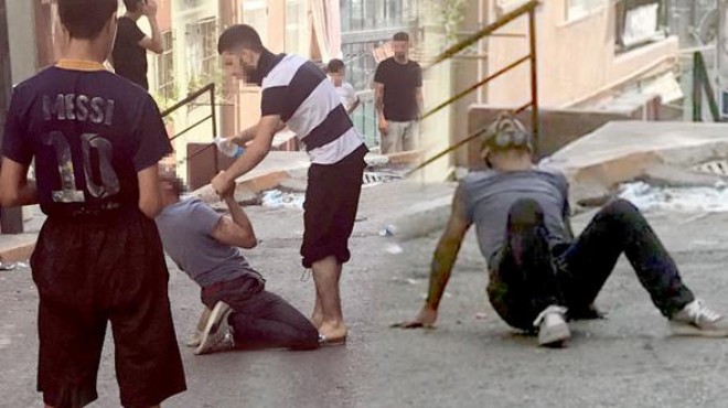 İstanbul un göbeği... Kendini yerden yere vurdu