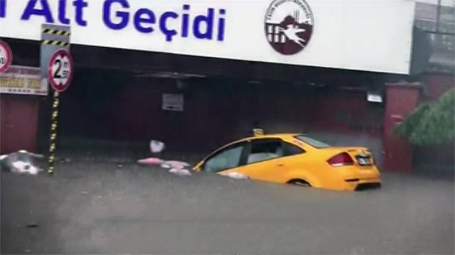 İstanbul yağmura teslim: Bakan dan açıklama