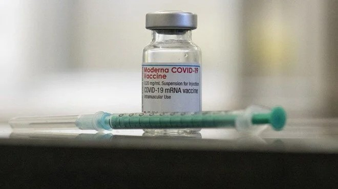 İsveç gençler için o aşıyı uygulamadan kaldırıyor