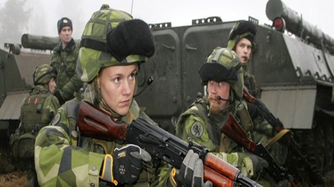 İsveç te zorunlu askerlik tekrar başlıyor