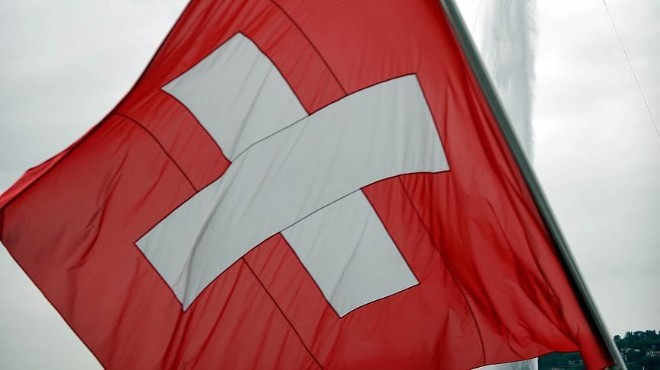 İsviçre den skandal pankarta soruşturma!