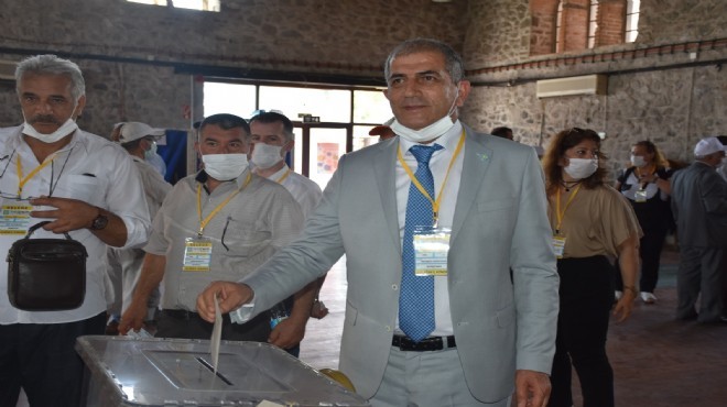 İYİ Parti İzmir de Kırkpınar güven tazeledi: Kongrede neler yaşandı?