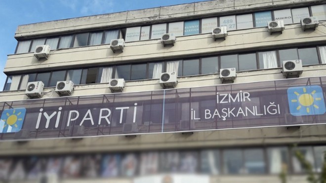 İYİ Parti İzmir’de şok gelişme: İl başkan adayı partisinden istifa etti!