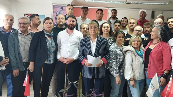 İYİ Parti İzmir de şok: 4 ilçede birden istifa!