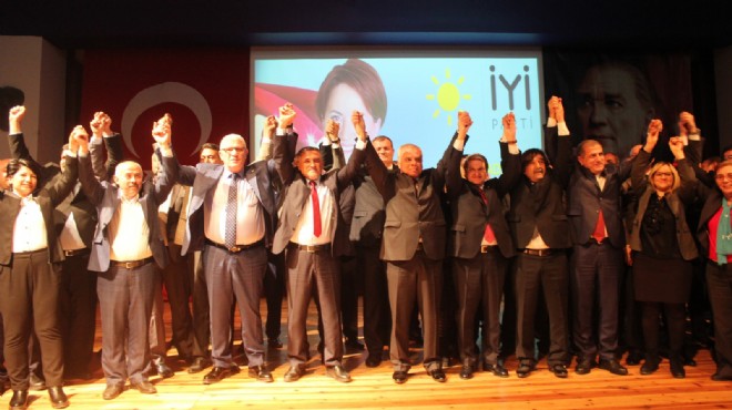 İYİ Parti İzmir’in adayları vitrinde: Kim/ne mesaj verdi?