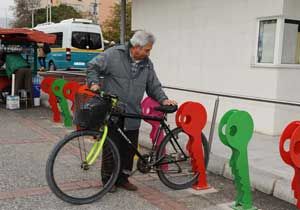 Karşıyaka da bisiklet kullananları sevindiren haber