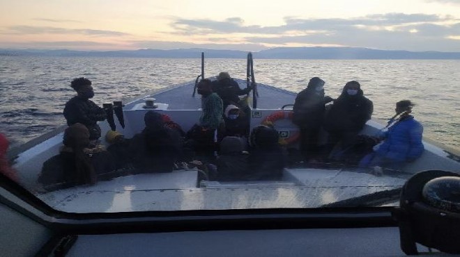 İzmir açıklarında 34 kaçak göçmen kurtarıldı