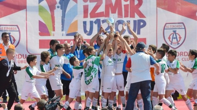 İzmir Cup a virüs darbesi!