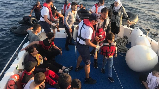 İzmir de 186 kaçak göçmen yakalandı