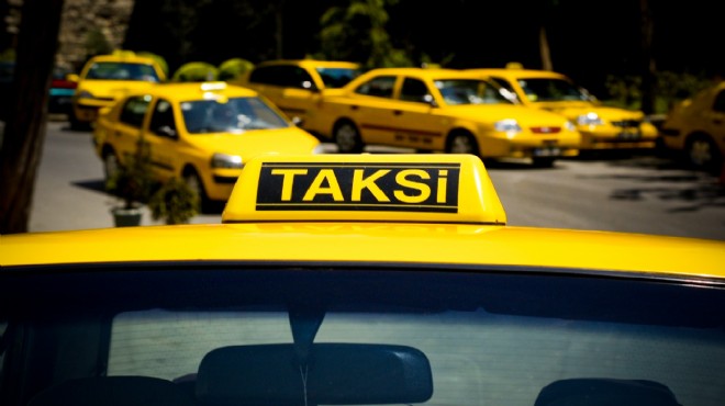İzmir’de 2 bin TL maaşla kadın taksici aranıyor!