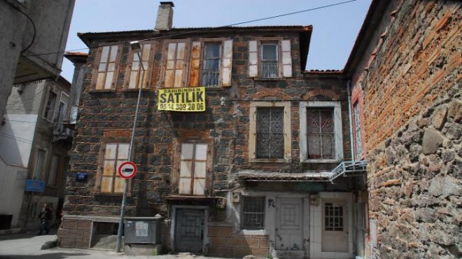 İzmir de 4 milyona satılık tarihi ev!