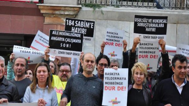 İzmir de aile hekimlerinden  mobbinge hayır  eylemi