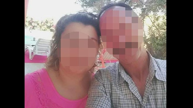 İzmir de aile kavgasında kan aktı: Ekmek bıçağı ile babasını bıçakladı