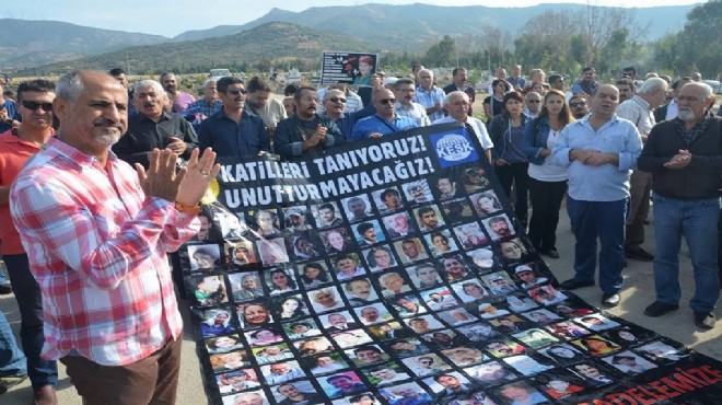 İzmir’de Ankara yası: Katliam kurbanları anıldı