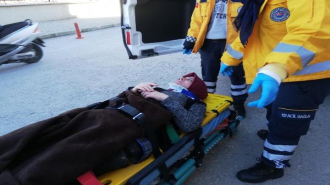 İzmir de balkondan düşen kadın yaralandı