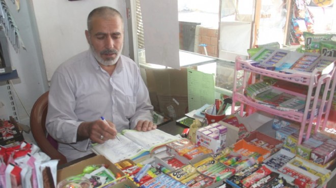İzmir de bir hayırsever veresiye defterlerindeki 60 bin liralık borcu kapattı
