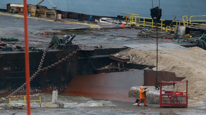 İzmir’de bir yılda 125 gemi parçalandı!