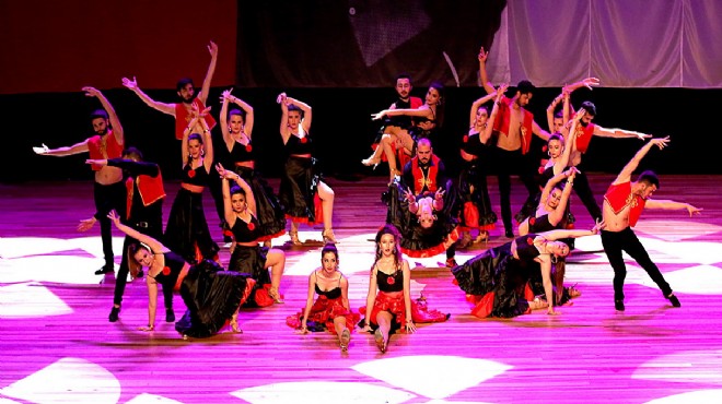 İzmir de büyüleyici dans festivali