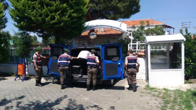 İzmir de  ByLock  kullanan FETÖ cü ablalara operasyon