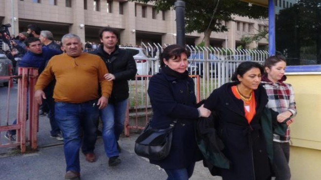 İzmir’de ÇHD protestosunda 17 gözaltı