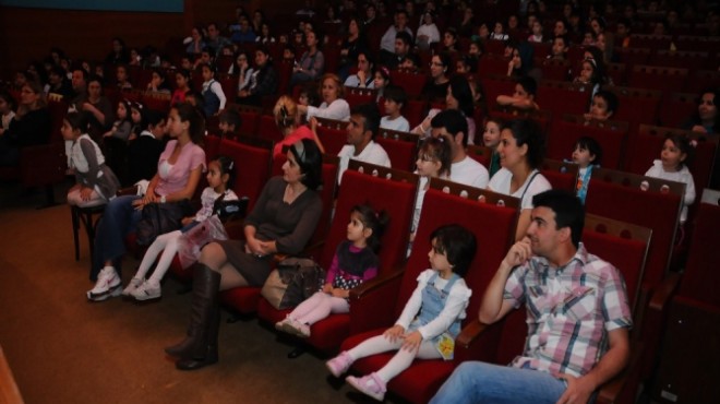 İzmir de çocuklara tatil sineması