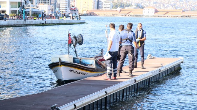 İzmir de dehşet: Balıkçı teknesinden ceset çıktı!