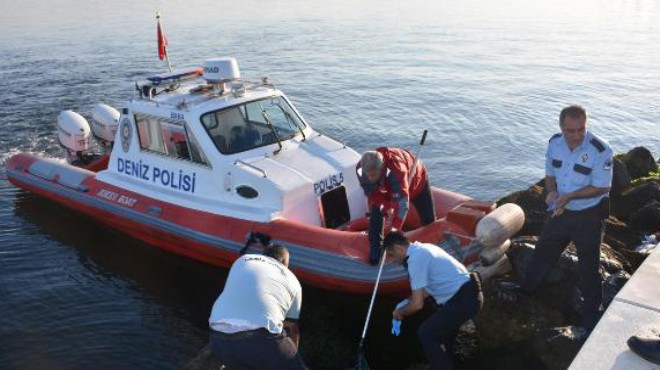 İzmir de dehşet: Denizden erkek cesedi çıktı!