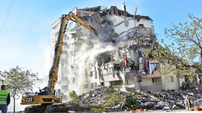 İzmir de deprem konutu seferberliği: İlk teslimatlar Ağustos ta!